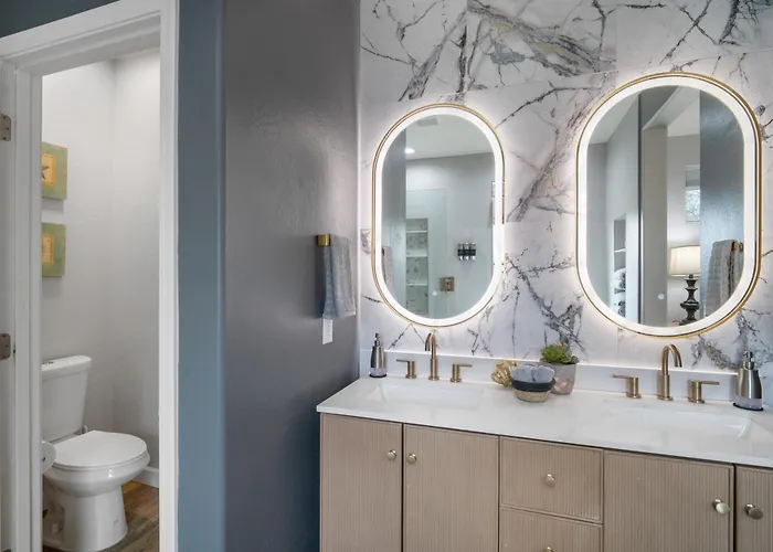 Westgate Retreat, Family & Pet-friendly 4br Glendale